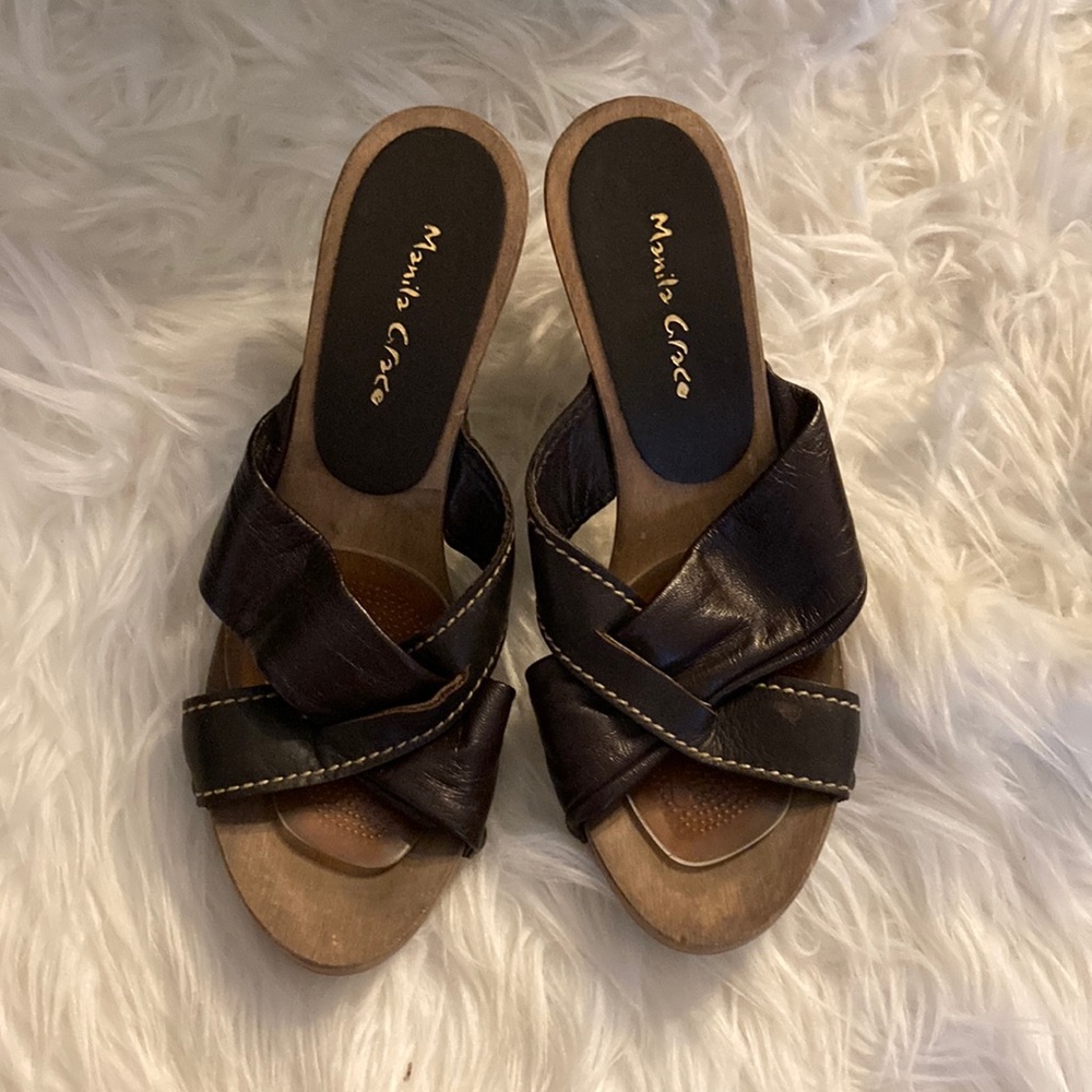 Manila Grace Made in Italy wood leather sandal heels